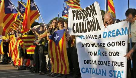 جدایی طلبان لایحه همه پرسی استقلال کاتالونیا از اسپانیا را تهیه کردند