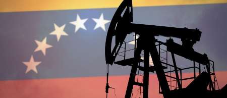 رویترز: آمریکا به دنبال اعمال تحریم‌های مالی برای ضربه زدن به درآمد نفتی ونزوئلا است