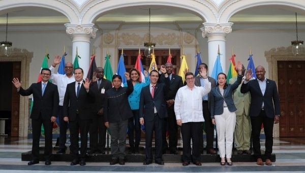 اعلام همبستگی اعضای سازمان آلبا با دولت ونزوئلا