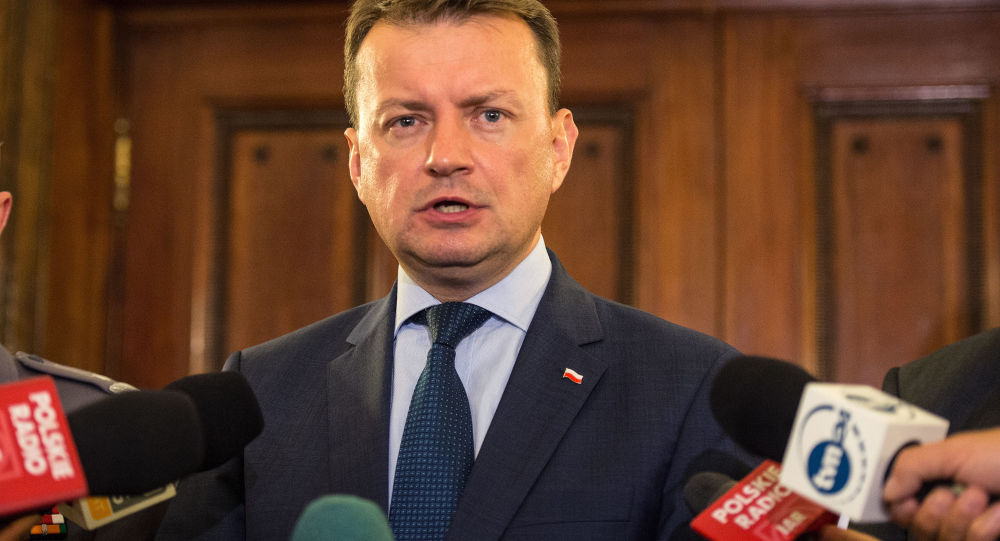 وزیر لهستانی: توقف حملات تروریستی در گروی بستن مرزهای اروپا بر مهاجران است