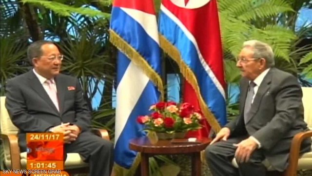 دیدار کاسترو با وزیر امور خارجه کره شمالی