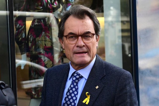 دستور دادگاه اسپانیا برای مصادره خانه رهبر سابق کاتالونیا
