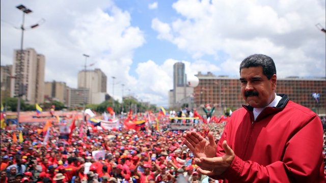 اعلام انتخابات زودهنگام در ونزوئلا/مادورو: نامزد می‌شوم