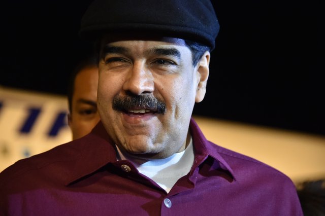 آمادگی یک کشیش ناشناس برای رقابت با مادورو در انتخابات