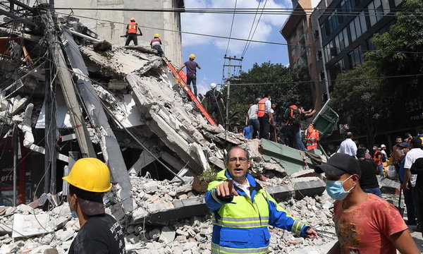 تلفات زلزله مکزیک از ۳۶۰ تن گذشت