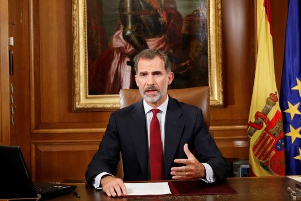 پادشاه اسپانیا رفتار رهبران جدایی‌طلب کاتالان را غیرمسئولانه خواند