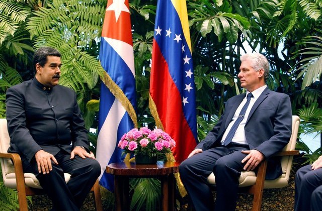 دیدار مادورو با رئیس جمهور جدید کوبا به عنوان نخستین رهبر خارجی