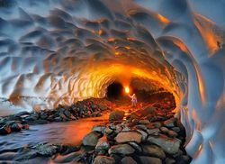 تصاویری بی‌نظیر از غار مرمرین شیلی