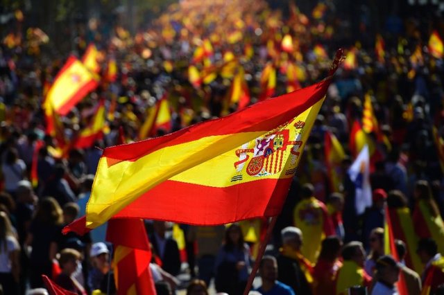 افزایش محبوبیت سوسیالیست‌های اسپانیا پس از برکناری راخوی