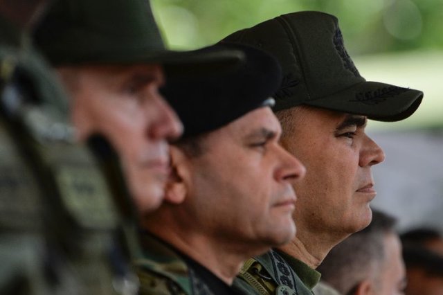 ترفیع ۱۶ هزار و ۹۰۰ ارتشی‌ "وفادار" به مادورو در ونزوئلا