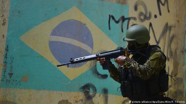 اعزام نظامیان برزیلی به منطقه مرزی پس از درگیری‌ با مهاجران ونزوئلایی