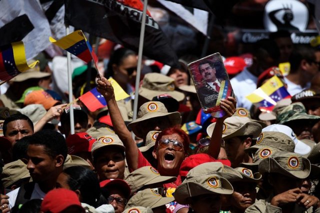 تلاش ونزوئلا برای محاکمه قانونگذاران اپوزیسیون بابت حمله به مادورو