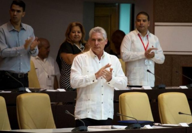 رئیس‌جمهور کوبا: با ترامپ گفتگو نمی‌کنم مگر در شرایط برابر