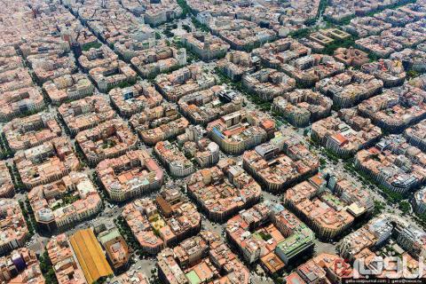 تصوير هوايی از شهر بارسلون اسپانيا