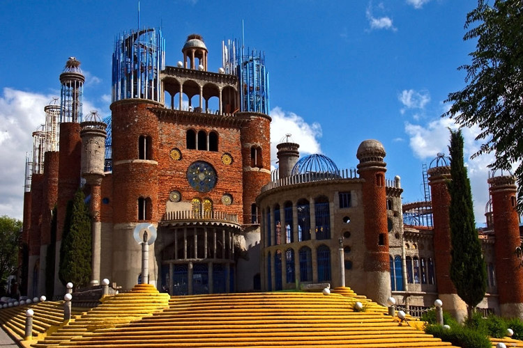 کلیسای دون جاستو در اسپانیا| مردی که 50سال با دست خالی کلیسا ساخت