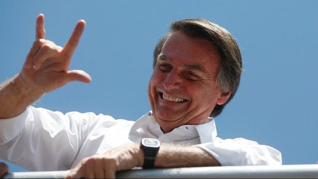 بولسونارو همچنان پیشتاز رقابت‌های انتخاباتی برزیل است
