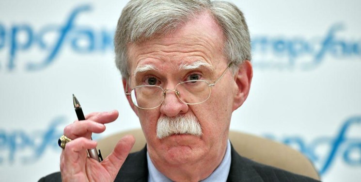 ادعای بولتون: روزهای مادورو به شماره افتاده است